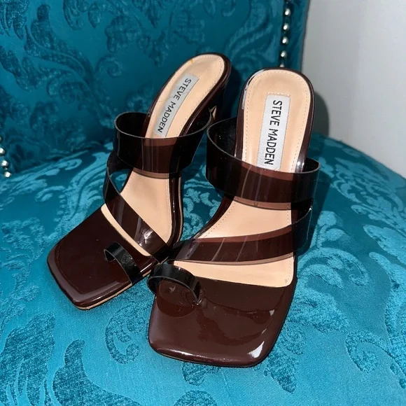 Heels - Picture 3 of 5